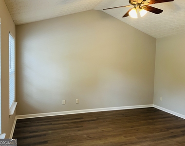 4014 Carisbrook Drive - Photo Thumbnail 34