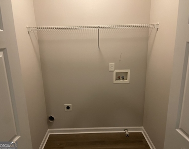 4014 Carisbrook Drive - Photo Thumbnail 20