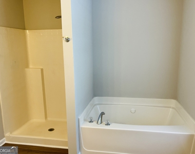 4014 Carisbrook Drive - Photo Thumbnail 35