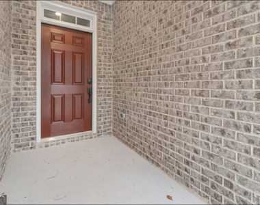 127 Vivian Lane - Photo Thumbnail 4