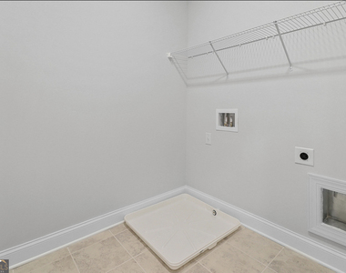 127 Vivian Lane - Photo Thumbnail 20