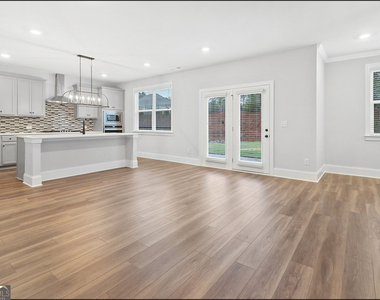 127 Vivian Lane - Photo Thumbnail 12