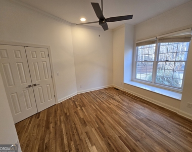 1256 Olde Lexington Road - Photo Thumbnail 16