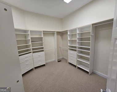 1256 Olde Lexington Road - Photo Thumbnail 15