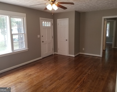 16 Rooney Road Sw - Photo Thumbnail 11
