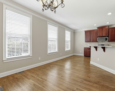 803 Lexington Village - Photo Thumbnail 28
