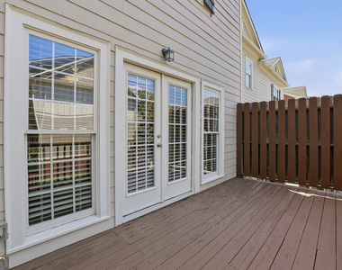 803 Lexington Village - Photo Thumbnail 40