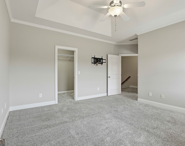 803 Lexington Village - Photo Thumbnail 32