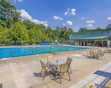 803 Lexington Village - Photo Thumbnail 11