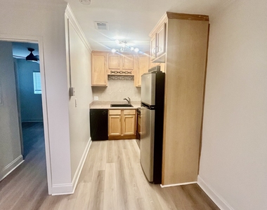 2018 S Milledge Avenue - Photo Thumbnail 1