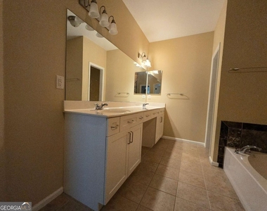 1356 Bexley Place Nw - Photo Thumbnail 18