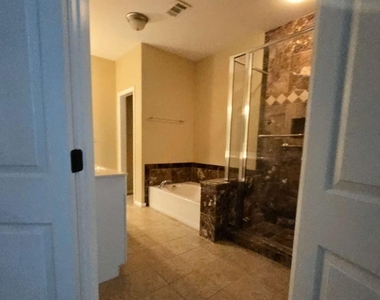 1356 Bexley Place Nw - Photo Thumbnail 14