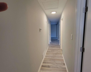 380 Glendale Road - Photo Thumbnail 11