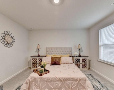 111 Horned Owl Avenue - Photo Thumbnail 26
