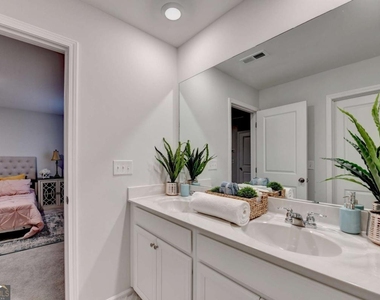 111 Horned Owl Avenue - Photo Thumbnail 31