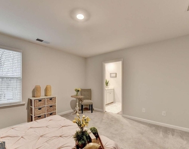 111 Horned Owl Avenue - Photo Thumbnail 28