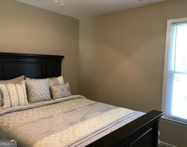 2017 Grove Park Court - Photo Thumbnail 22