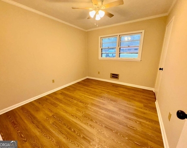 606 Viewpoint Drive - Photo Thumbnail 6