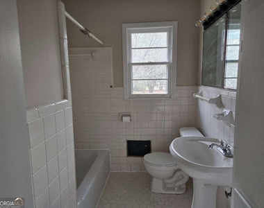 606 Viewpoint Drive - Photo Thumbnail 5