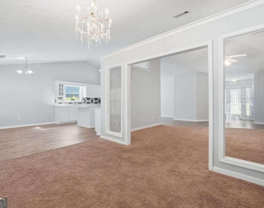 540 Sterling Hill Drive - Photo Thumbnail 14