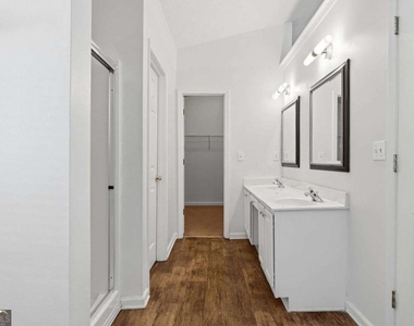 540 Sterling Hill Drive - Photo Thumbnail 25