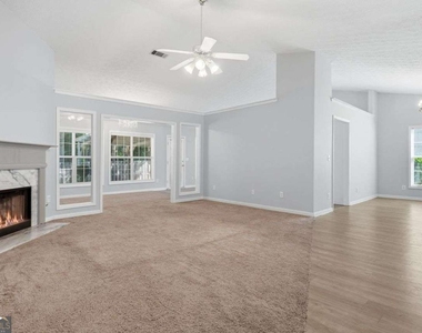 540 Sterling Hill Drive - Photo Thumbnail 5