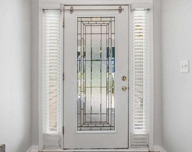 540 Sterling Hill Drive - Photo Thumbnail 3