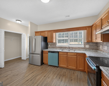 1471 Riverrock Trail - Photo Thumbnail 5