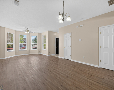 1471 Riverrock Trail - Photo Thumbnail 10
