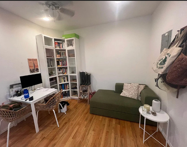 113 West 106th Street - Photo Thumbnail 2
