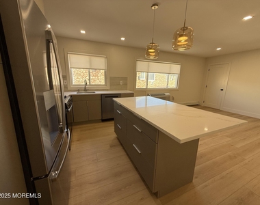 1 Ocean Avenue - Photo Thumbnail 3