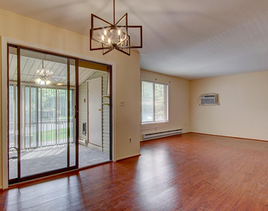 205 Covered Bridge Boulevard - Photo Thumbnail 9