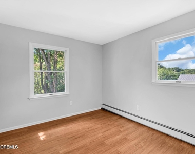 830 Brookside Drive - Photo Thumbnail 20