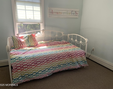 30 Borden Street - Photo Thumbnail 11
