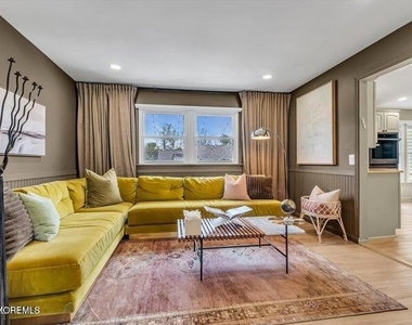 19 Fieldstone Lane - Photo Thumbnail 10