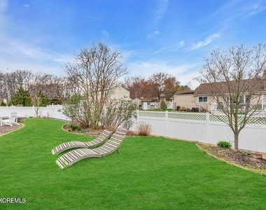19 Fieldstone Lane - Photo Thumbnail 31