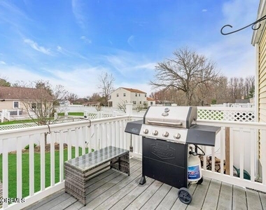 19 Fieldstone Lane - Photo Thumbnail 29