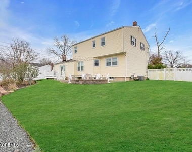 19 Fieldstone Lane - Photo Thumbnail 34