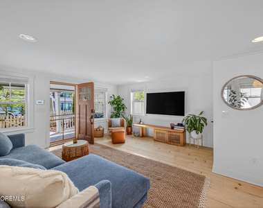 403 Sewall Avenue - Photo Thumbnail 4