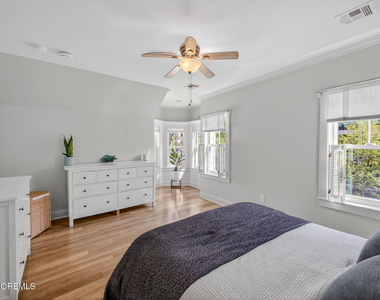 403 Sewall Avenue - Photo Thumbnail 14