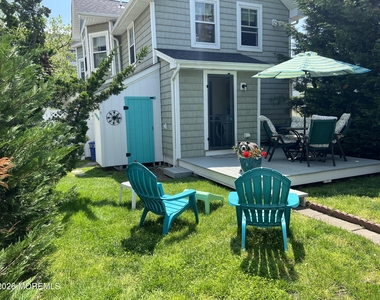 403 Sewall Avenue - Photo Thumbnail 20