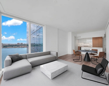 West 61st Street - Photo Thumbnail 2