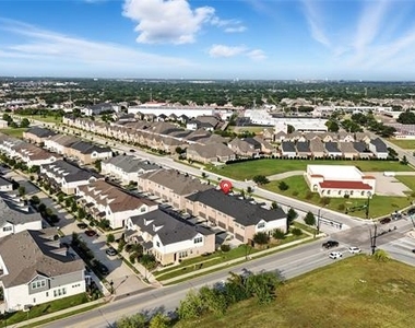 6441 Iron Horse Boulevard - Photo Thumbnail 25