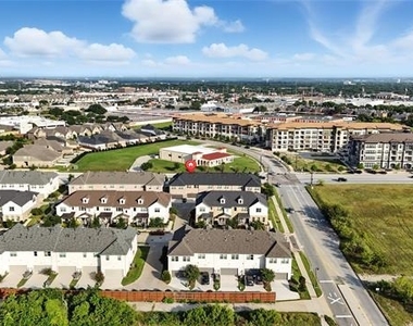 6441 Iron Horse Boulevard - Photo Thumbnail 26