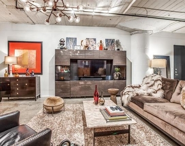 1122 Jackson Street - Photo Thumbnail 4