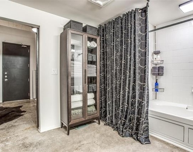 1122 Jackson Street - Photo Thumbnail 18