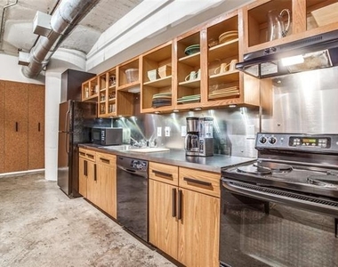 1122 Jackson Street - Photo Thumbnail 12