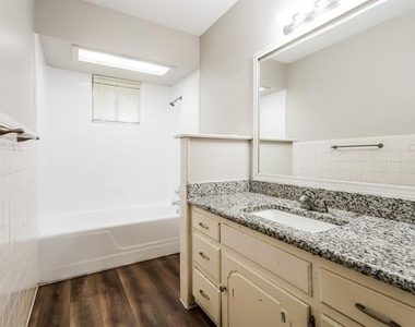 1504 Terrace Street - Photo Thumbnail 15