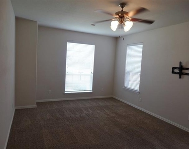 5608 Broadgreen Road - Photo Thumbnail 14