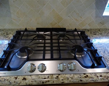 5608 Broadgreen Road - Photo Thumbnail 12